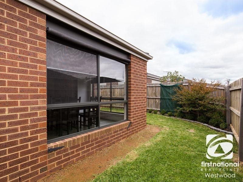 14 Morgan Crescent, Werribee VIC 3030