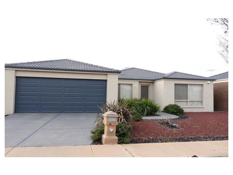 12 Woodswallow Place, Williams Landing VIC 3027