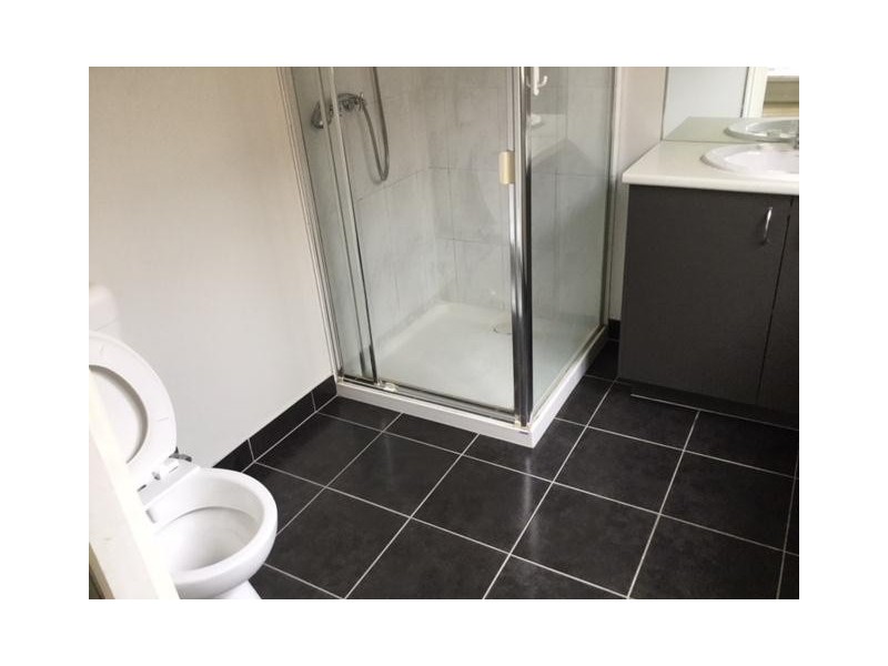 12 Woodswallow Place, Williams Landing VIC 3027