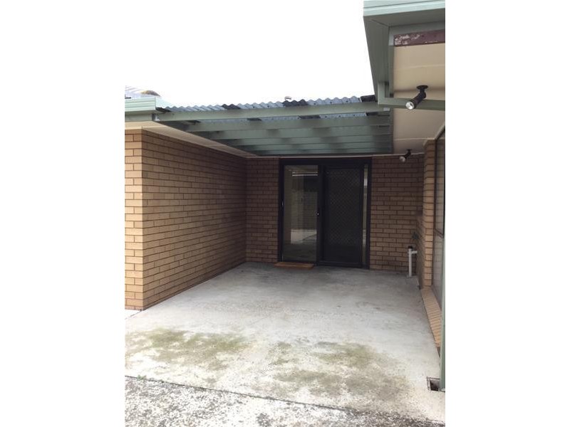 42 Golden Avenue, Werribee VIC 3030