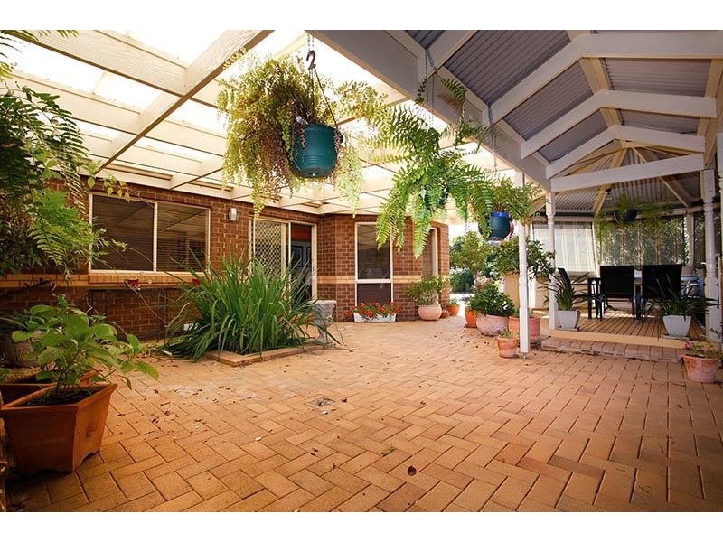 1 Clover Lane, Wyndham Vale VIC 3024