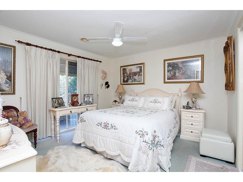 1 Clover Lane, Wyndham Vale VIC 3024