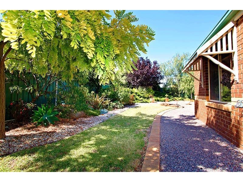 1 Clover Lane, Wyndham Vale VIC 3024