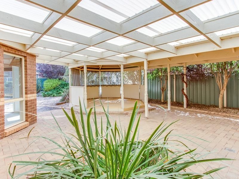 1 Clover Lane, Wyndham Vale VIC 3024