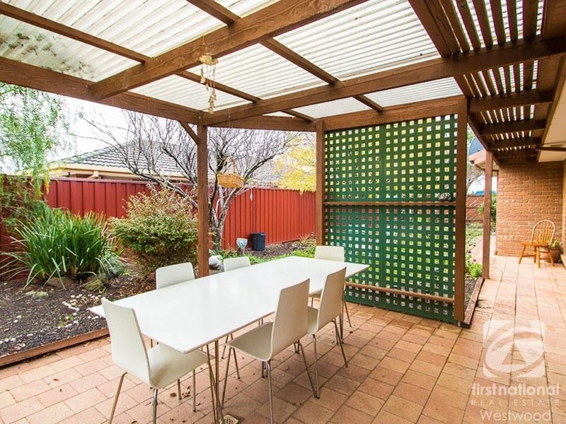 93 Bellbridge Drive, Hoppers Crossing VIC 3029