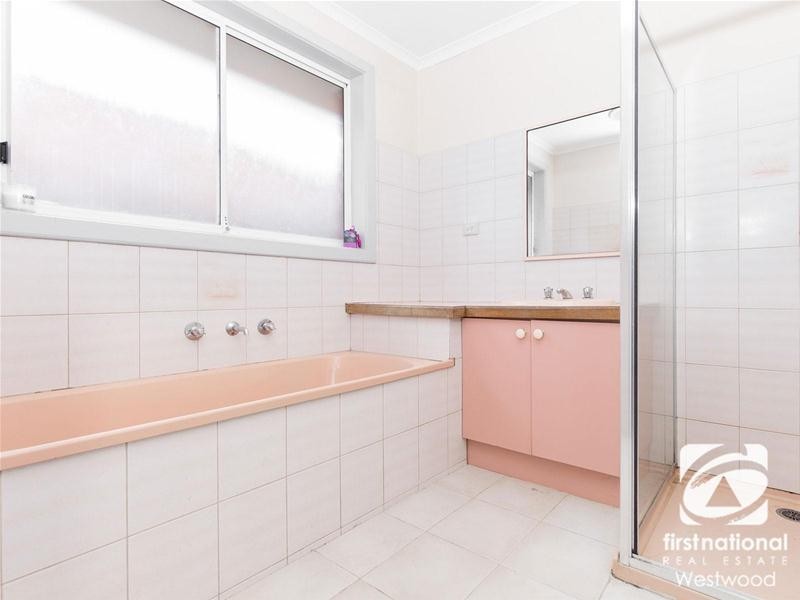 13 Sittella Court, Werribee VIC 3030