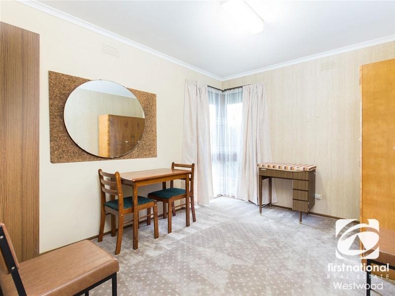 34 Strathmore Crescent, Hoppers Crossing VIC 3029
