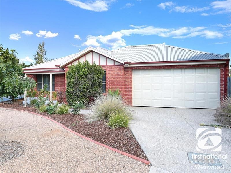 1/11 Filippin Court, Werribee VIC 3030