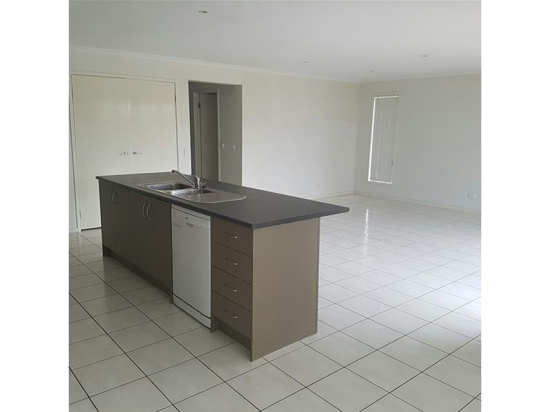 5 Devon Lane, Tarneit VIC 3029