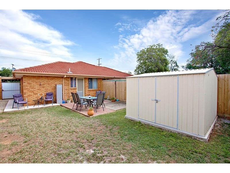 2/288 Greaves Street, Werribee VIC 3030