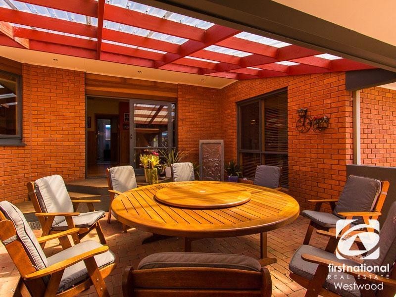 7 Linda Court, Werribee VIC 3030