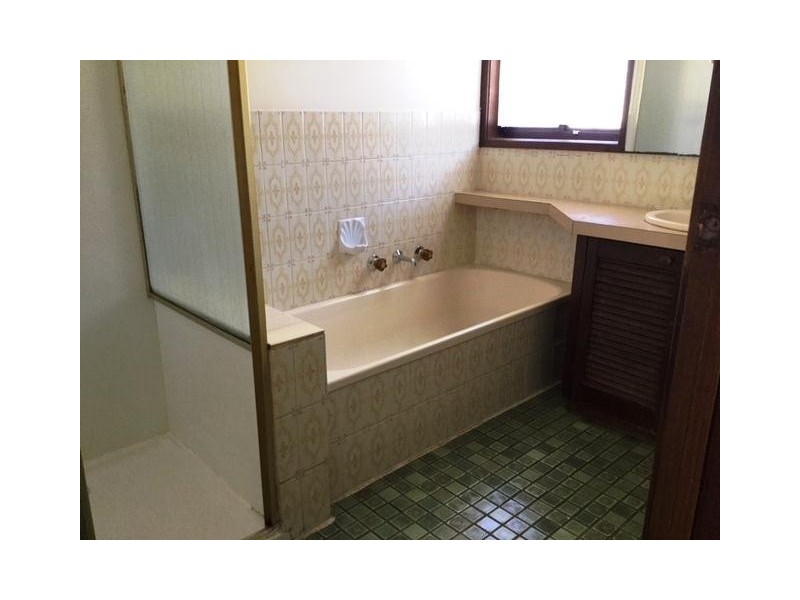 37 Huntingfield Drive, Hoppers Crossing VIC 3029