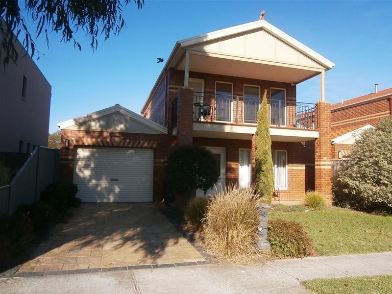 62 Riversdale Drive, Werribee VIC 3030