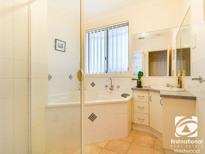 1/10 Filippin Court, Werribee VIC 3030