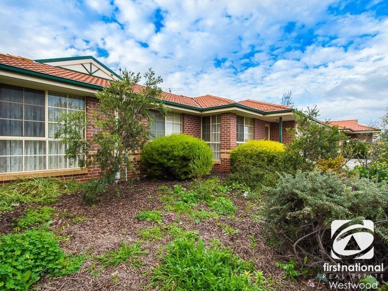 1/10 Filippin Court, Werribee VIC 3030