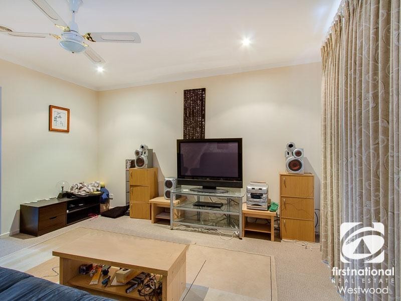 2B Wattle Avenue, Werribee VIC 3030