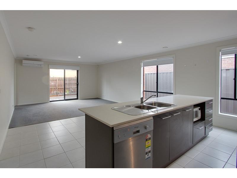 5 Morgan Crescent, Werribee VIC 3030