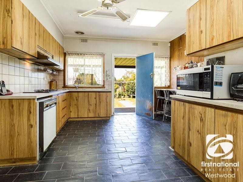 3 Chirnside Avenue, Werribee VIC 3030