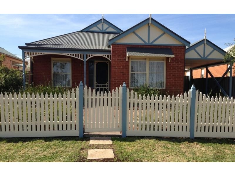 4 Prospect Drive, Tarneit VIC 3029