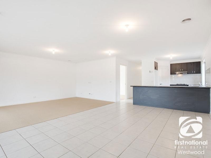 15 Bellinger Crescent, Wyndham Vale VIC 3024