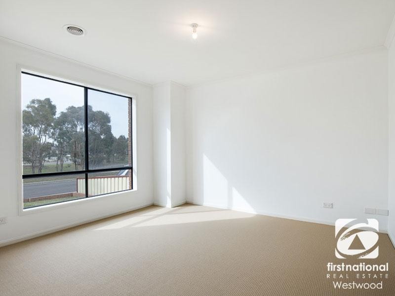 15 Bellinger Crescent, Wyndham Vale VIC 3024