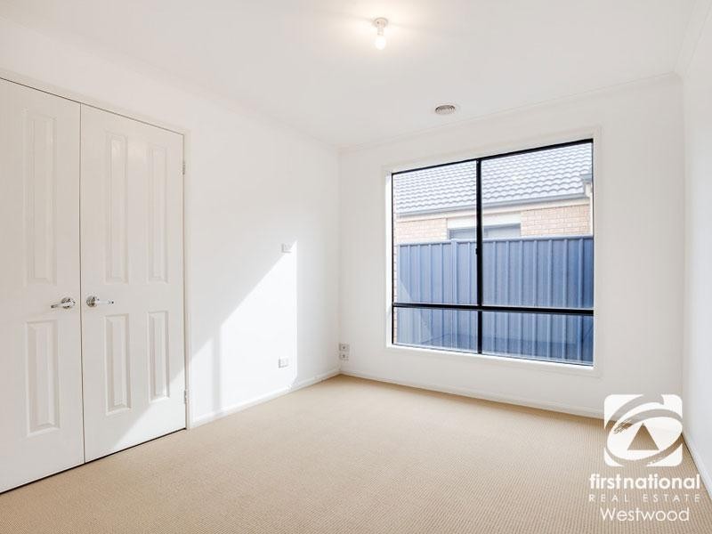 15 Bellinger Crescent, Wyndham Vale VIC 3024