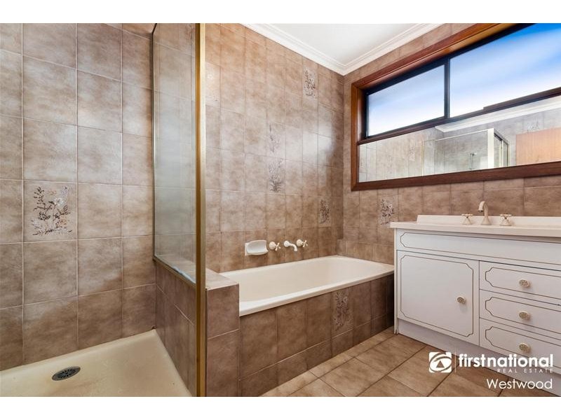 4/22-24 Collins Street, Werribee VIC 3030