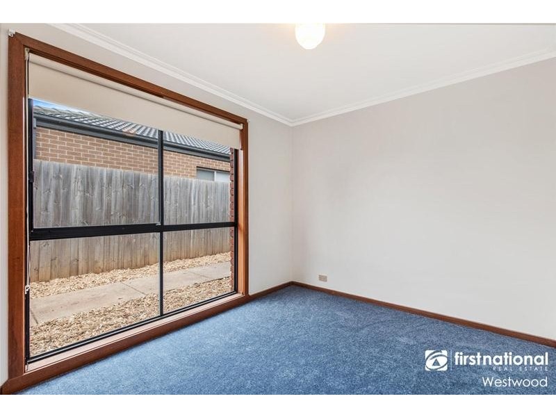 4/22-24 Collins Street, Werribee VIC 3030