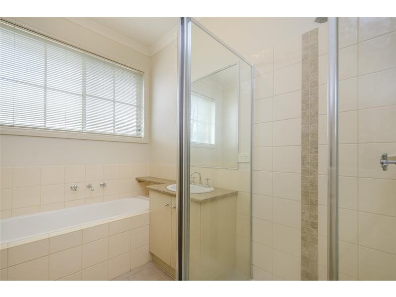 1/2 Officer Court, Werribee VIC 3030