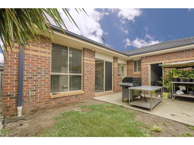 1/2 Officer Court, Werribee VIC 3030