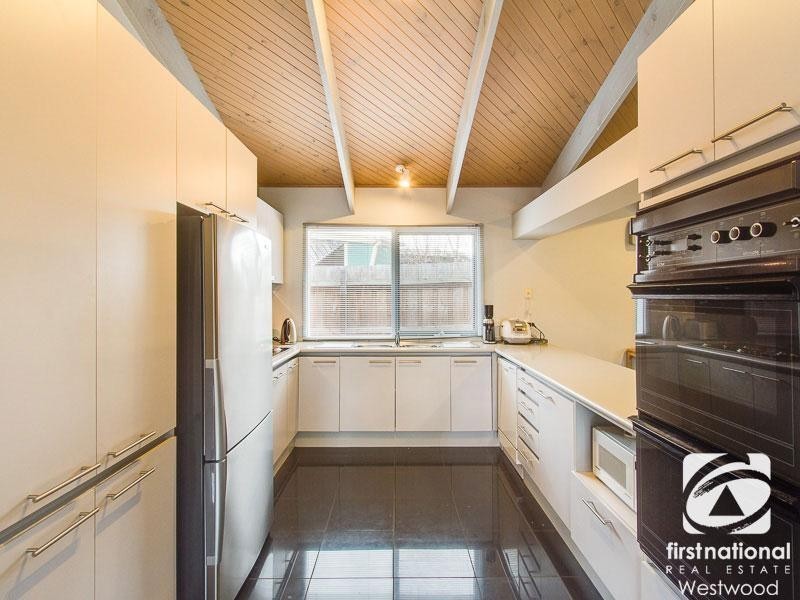 5 Broadlands Court, Hoppers Crossing VIC 3029