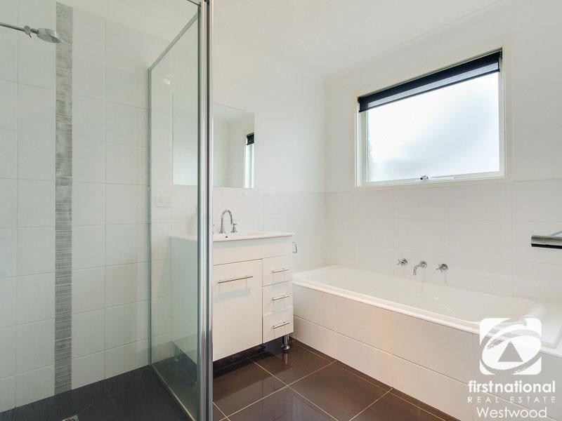 5 Broadlands Court, Hoppers Crossing VIC 3029