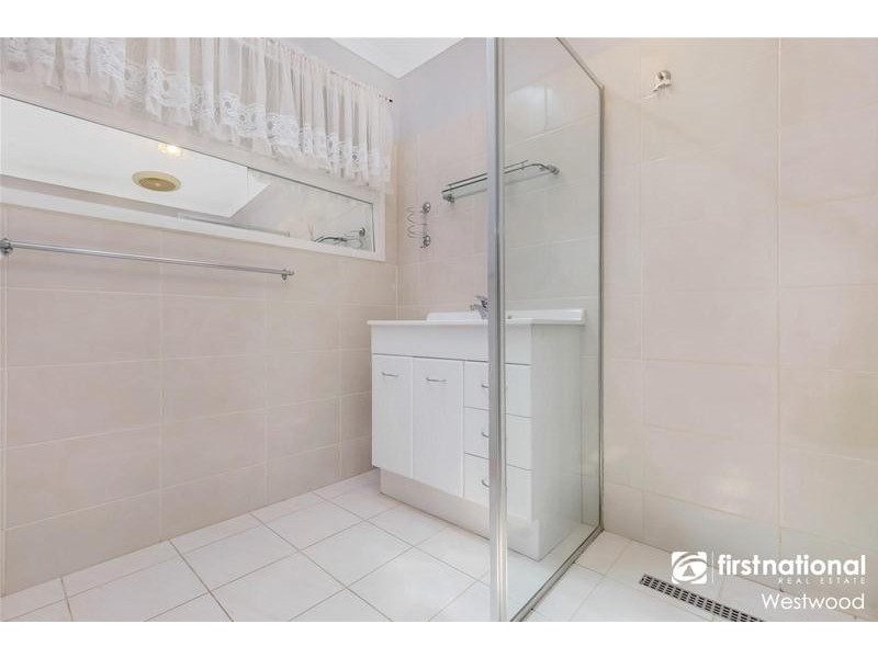 11 Lantana Avenue, Hoppers Crossing VIC 3029