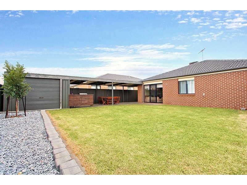 34 Kinglake Drive, Wyndham Vale VIC 3024