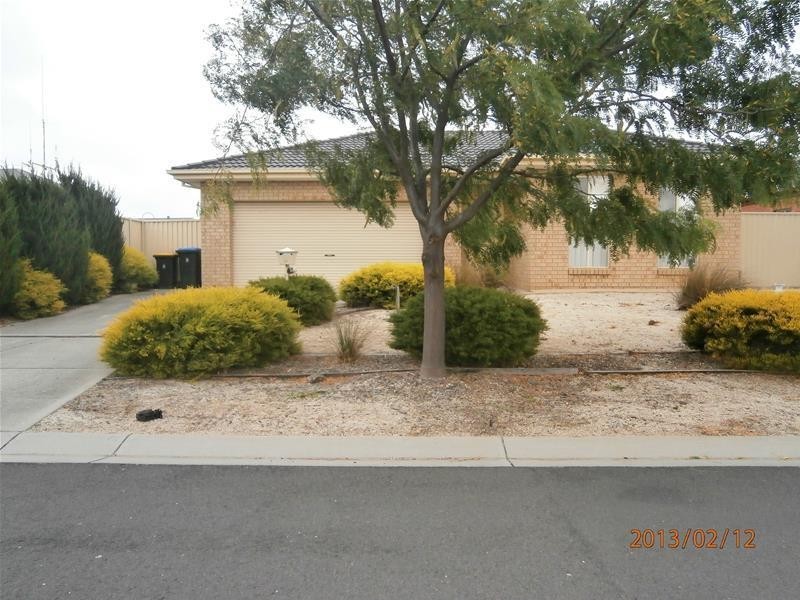 54 Breakwater Crescent, Point Cook VIC 3030