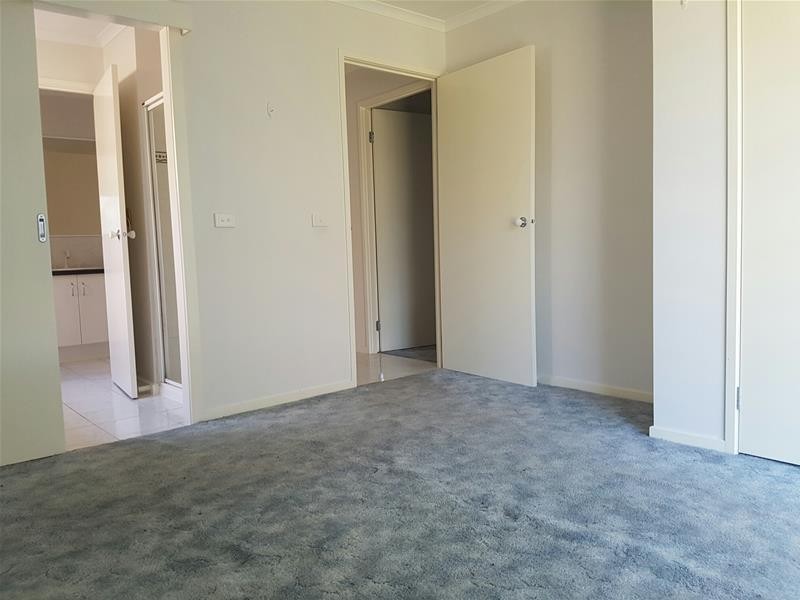 4 Mundi Crescent, Wyndham Vale VIC 3024