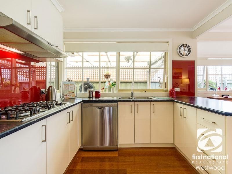 15 Protea Court, Hoppers Crossing VIC 3029