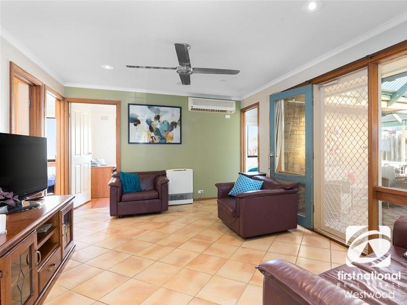 11 Tolmie Avenue, Werribee VIC 3030