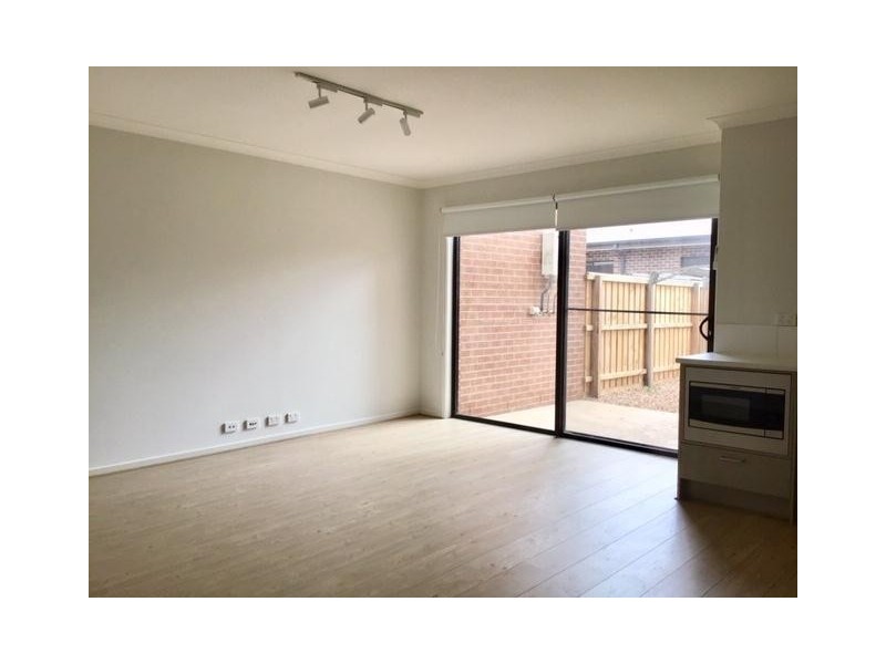 13 Nalara Street, Werribee VIC 3030