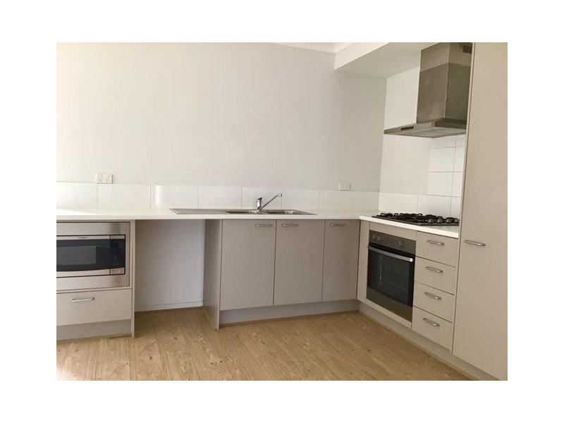 13 Nalara Street, Werribee VIC 3030