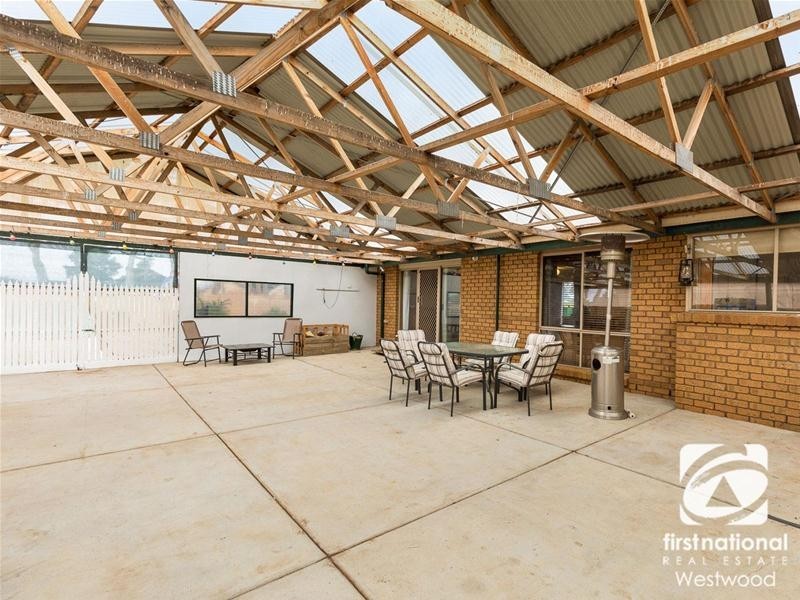 23 Flinders Crescent, Wyndham Vale VIC 3024