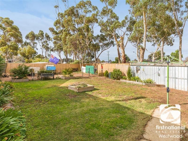 23 Flinders Crescent, Wyndham Vale VIC 3024