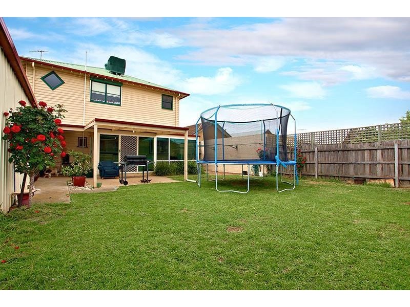 2 Bolwell Street, Werribee VIC 3030