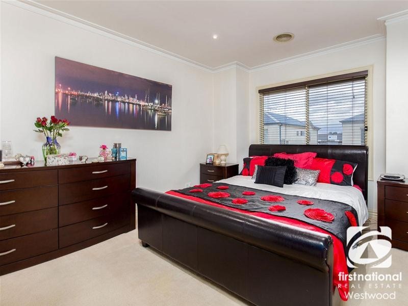 5/24 Riverside Avenue, Werribee VIC 3030