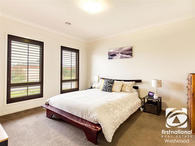 10 Narmara Mews, Wyndham Vale VIC 3024