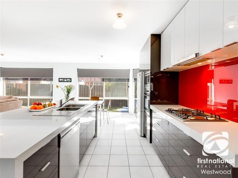 4 Desert Gum Terrace, Wyndham Vale VIC 3024