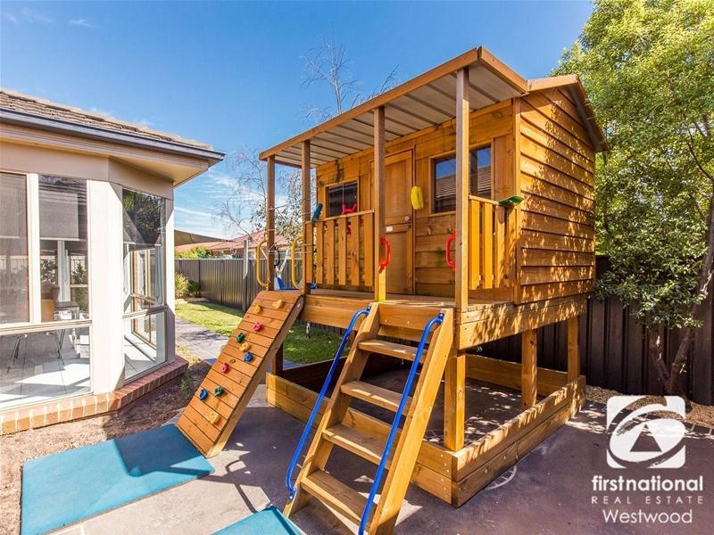 4 Desert Gum Terrace, Wyndham Vale VIC 3024