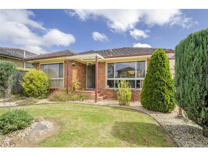 4 Sheringham Drive, Werribee VIC 3030