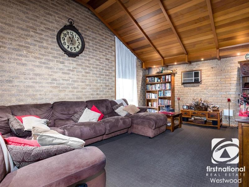 8 Nuragi Court, Werribee VIC 3030