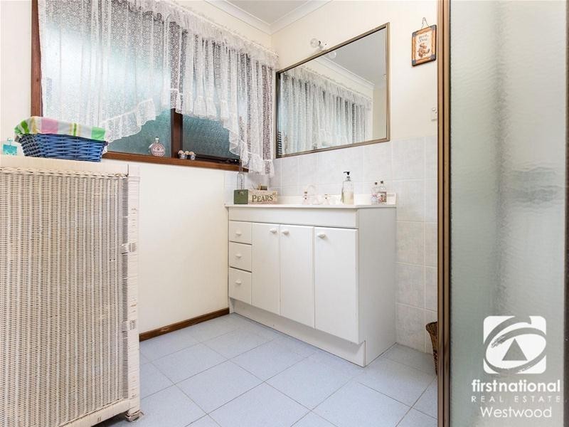 8 Nuragi Court, Werribee VIC 3030